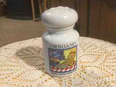 Pre Owned Danbury Mint Garfield Spice Jar. 3.5”H x 2”D. Gasket in Lid. OREGANO.