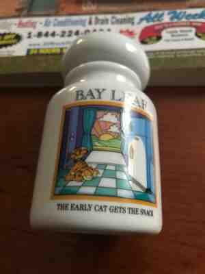 Danbury Mint Garfield Spice Jar -Bay Leaf