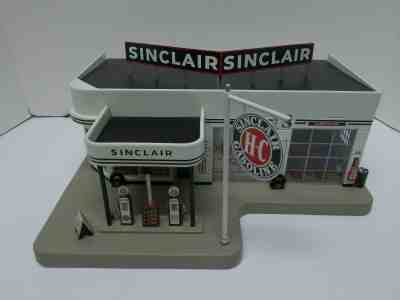 SINCLAIR Gas Service Station Display w Clock Interior & Pump Lights~1:43 Scale 