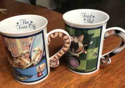 Gary Patterson 2 COMICAL CATS Porcelain Mug Cup FEED ME - FACE OFF Danbury Mint