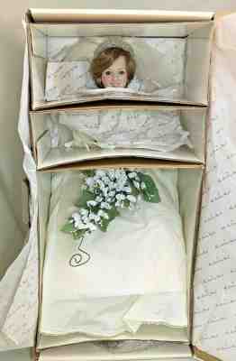 Danbury Mint Princess Diana Bride Doll In Original Box + Stand