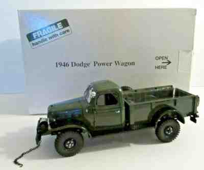 Danbury Mint 1946 Dodge Power Wagon 1/24 Diecast  w/Box & No papers NICE!