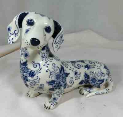 The Danbury Mint ~ Elegant Companion - Dachshund Dog Figure Blue Delft style