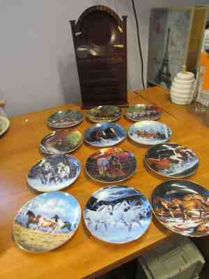 Horses For All Seasons Perpetual Calendar Plates & Holder Chris Cummings Wild 