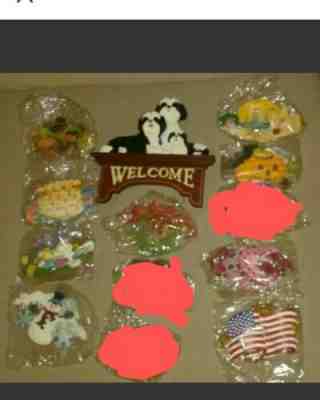 Danbury Mint Shih Tzu Dog Welcome Sign  with 9  Hanging Plaques