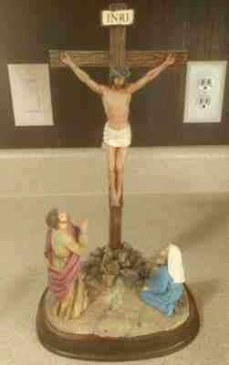 RARE  Danbury Mint Collectibles "The Crucifixion of Christ"  14"  NEAR MINT