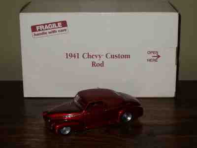 DANBURY MINT 1941 CHEVY CUSTOM VETT ROD, CANDY CHERRY RED 1:24 