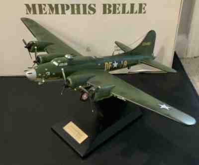 Danbury Mint Memphis Belle B-17F Flying Fortress Wood Model With Box