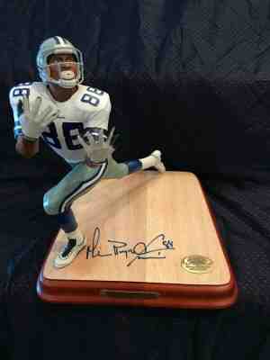MICHAEL IRVIN  AUTOGRAPHED DANBURY MINT FIGURINE (VERY RARE)