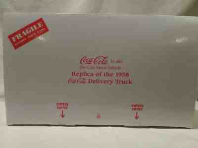 DANBURY MINT 1938 COCA-COLA DELIVERY TRUCK 1:24 SCALE
