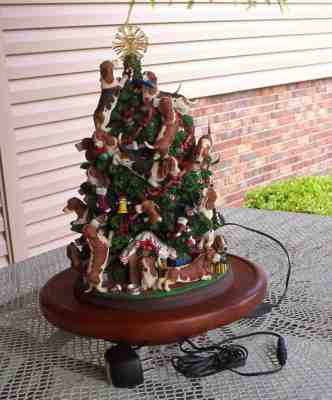 THE DANBURY MINT BASSETT HOUND LIGHTED DOG CHRISTMAS TREE-COLD CAST PORCELAIN