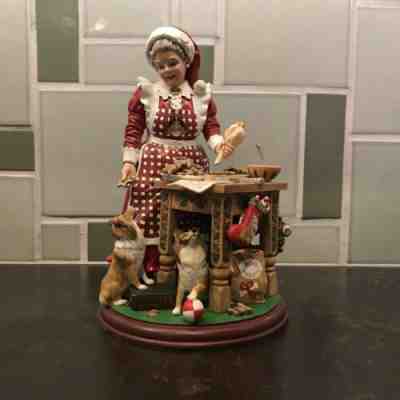 Danbury Mint Mrs. Claus Little Shelties Shetland Sheepdog Figurine