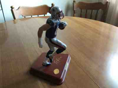 2019 DANBURY MINT THE ROB GRONKOWSKI RETIREMENT SCULPTURE NEW ENGLAND PATRIOTS 