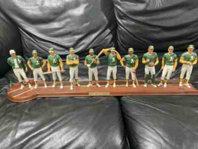 DANBURY MINT (VERY RARE) 1973 OAKLAND  A’S FIGURINE.  EXCELLENT CONDITION!!