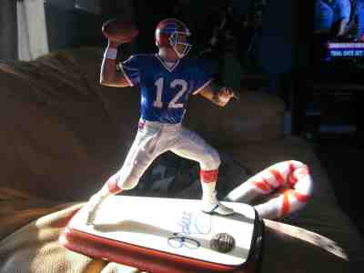 Danbury Mint Buffalo Bills Jim Kelly autographed figure