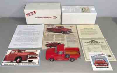 *F* Danbury Mint 1956 Ford F-100 Pickup Truck Diecast Car 1:24 Scale ‘56 w/Title