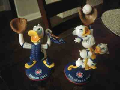 Danbury Mint Disney chicago bears, chicago cubs lot Figurines