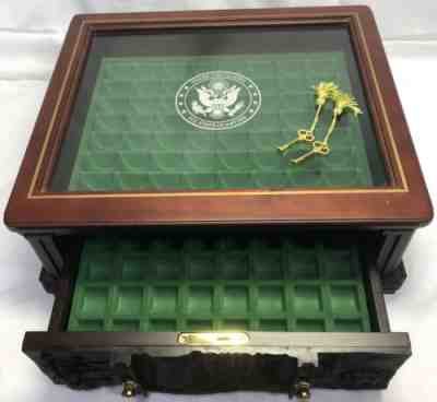 Danbury Mint Uncirculated US State Quarter Wood Display Case with 2 Keys