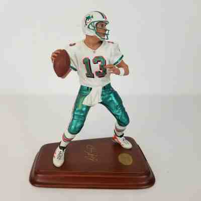 Dan Marino Miami Dolphins The Danbury Mint NFL Display Figure Figurine Football