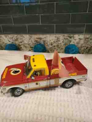 Vintage Danbury Mint Chevy Cheyenne Tailgator - Washington Redskins - 