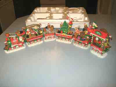 Danbury Mint Yorkie Yorkshire Terrier Dog Christmas Express Train Styrofoam Box