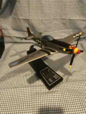 USAF P51 Mustang Chuck Yeager Signed Display WW2 Model Airplane Danbury Mint