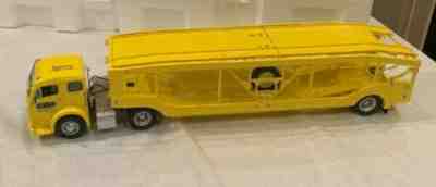 DANBURY MINT 1952 FOUR-CAR CARRIER NIB 1:24 SCALE YELLOW