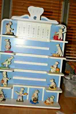 VTG COMPLETE SET 1997  Danbury Mint - Pillsbury Doughboy Calendar FIGURES/TILE