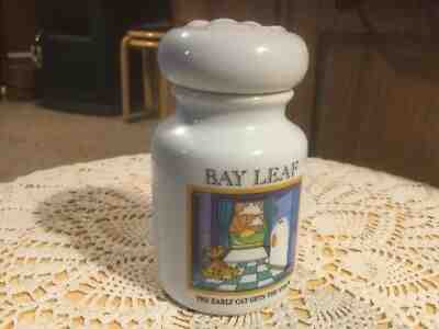 Pre Owned Danbury Mint Garfield Spice Jar. 3.5”H x 2”D. Gasket in Lid. BAY LEAF.
