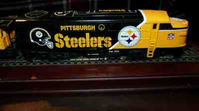 RARE Danbury Mint NFL Pittsburgh Steelers collectible train set HO scale 6 pcs