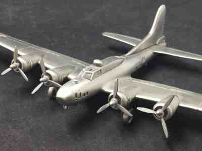 DANBURY MINT B-17  (NIB)  PEWTER GREAT AIRCRAFT OF HISTORY -Scale 1:156