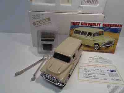 DANBURY MINT 1957 CHEVROLET 3100 MODEL DP 1/2 TON SUBURBAN  BNIB W/DOCS & BROC