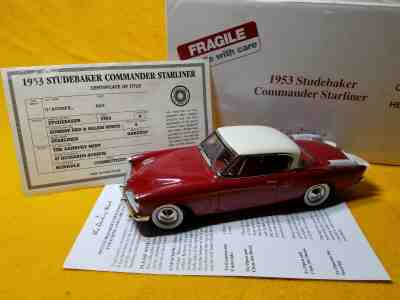 DANBURY MINT 1953 STUDEBAKER COMMANDER STARLINER 1:24 IN BOX MINT