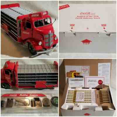 Danbury Mint Coca-cola 1938 Delivery Truck replica die-cast metal New NIB!!