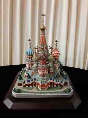 Danbury Mint St Basil's Cathedral Wonders of Russia Sculpture Replica (8Z)C1