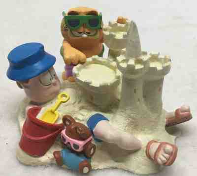CROWNING ACHIEVEMENT Danbury Mint Garfield Figurine 1981 SANDCASTLE JON BEACH