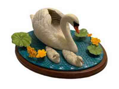JEFF RECHIN The Danbury Mint Silent Beauty Swan Collectable Figurine