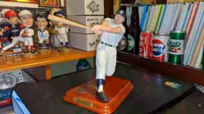 Roger Maris New York Yankees Danbury Mint 8" Ceramic Statue Figurine No Box RARE