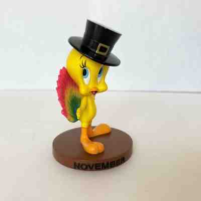 Danbury Mint Goebel 2000 Perpetual Calendar Tweety November Turkey Figurine