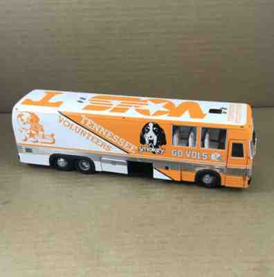 Tennessee Volunteer Vols Team Bus Diecast Danbury Mint 10” Long Great Graphics