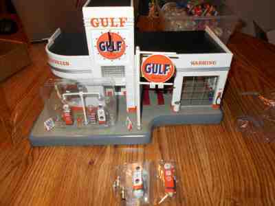 DANBURY MINT GULF GAS SERVICE STATION CLOCK & DIORAMA 1:48 FULLY FUNCTIONAL