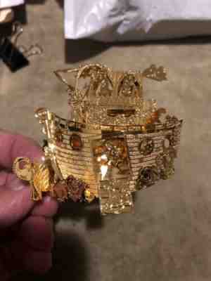 2001 Danbury Mint Annual Gold Christmas Ornament Noah's Ark