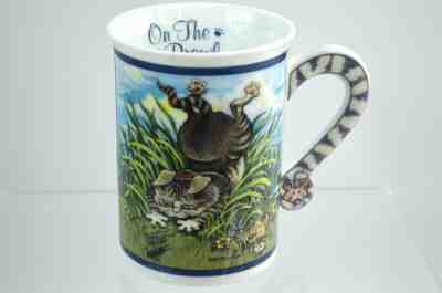 NEW Gary Patterson COMICAL CATS Porcelain CAT Mug Cup ON THE PROWL Danbury Mint