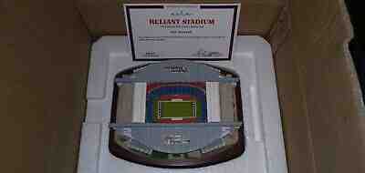 DANBURY MINT RELIANT STADIUM ARENA NFL HOUSTON TEXANS FIGURE FIGURINE NIB *RARE*