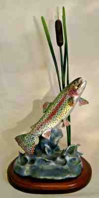 THE DANBURY MINT "RAINBOW RISING" SCULPTURE TROUT TREASURES COLLECTION 