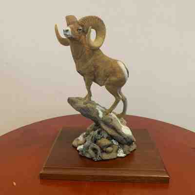 the Danbury mint Rocky mountain bighorn figure 