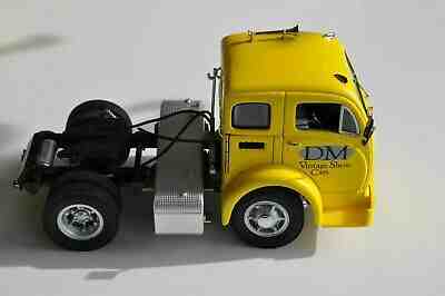 Danbury Mint 1952 Four 4 Car Carrier 1:24 Diecast Transporter Trailer Tractor