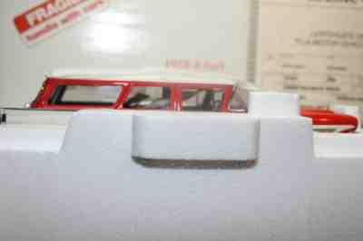 DANBURY MINT 1/24 SCALE 1958 EDSEL BERMUDA SIX-PASSENGER WAGON IN BOX WITH TITLE