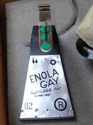 ENOLA GAY Paul Tibbets Signed AUTOGRAPH Danbury Mint Model w/ COA, Limited Ed 