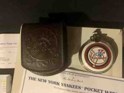 NEW YORK YANKEES POCKET WATCH DANBURY MINT  BASEBALL BOX  Leather MLB